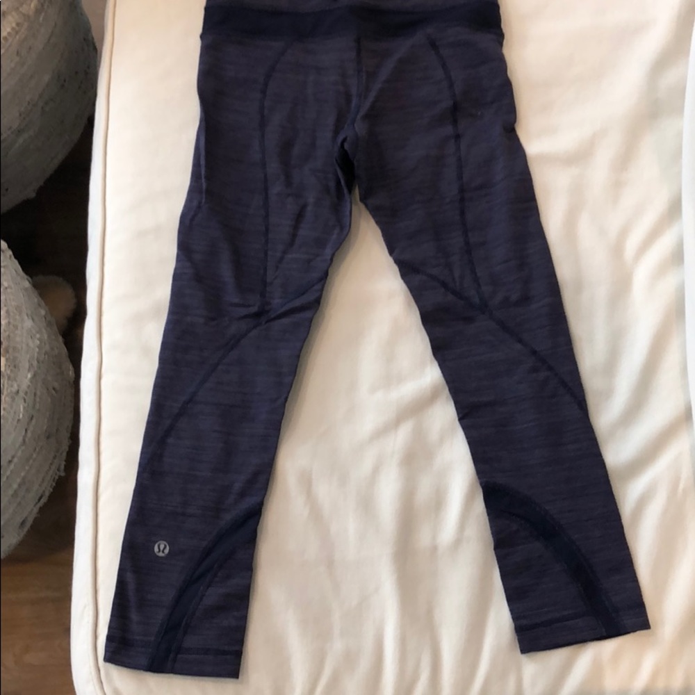 Lululemon running purple stripe leggings size 4